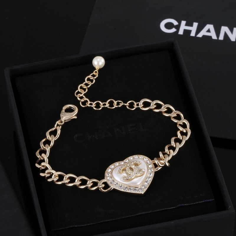 Ch**el necklaces